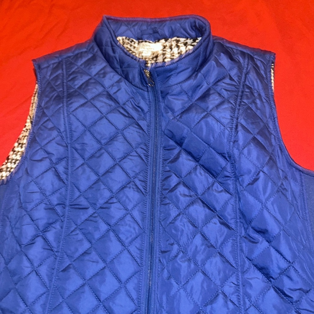 Blue Vest Kim Roger never worn XL